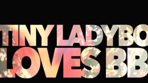 Ladyboy Kimmy gets poked