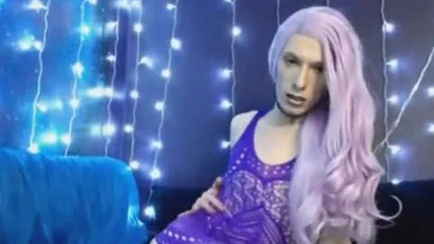 Crossdresser Enjoys Playing Her weenie And butthole