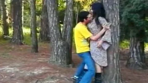 large Load acquires Blown On brunette hair ladyman Penelope Jolie's wang After Boyfriend bonks Her butthole In Woods