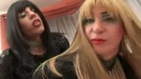 Crossdressers plow And suck