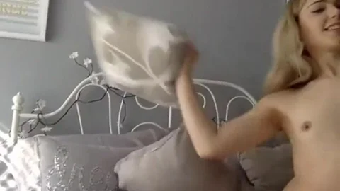 amazing blonde Trap