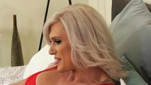 DevilsTGirls - Rough cumshot along with Kellie Shaw
