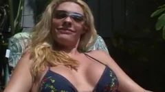 blond On The Pool