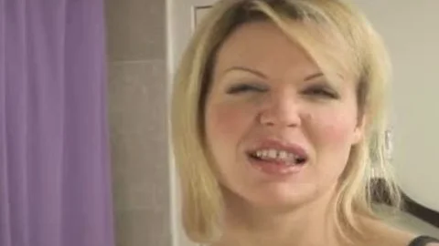 pretty blond tranny