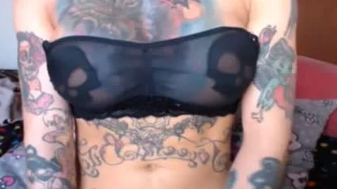 Very Freaky shemale Vampire