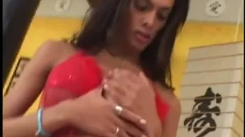 sheboy Brazil (Travesti skinny Magrinha)