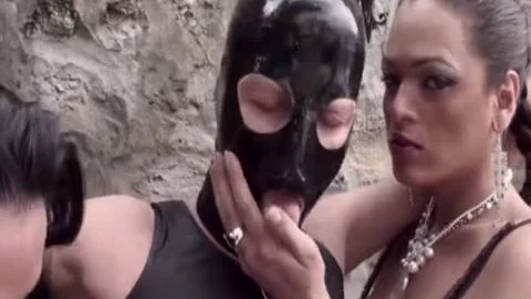 sheladys Spitroast Mask lad