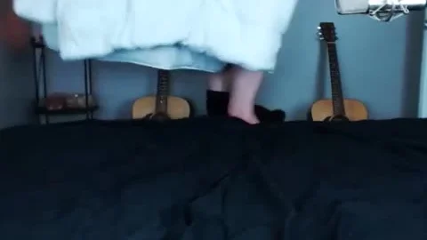 Redhead shelady Melodylanes gigantic dildo anal Chat