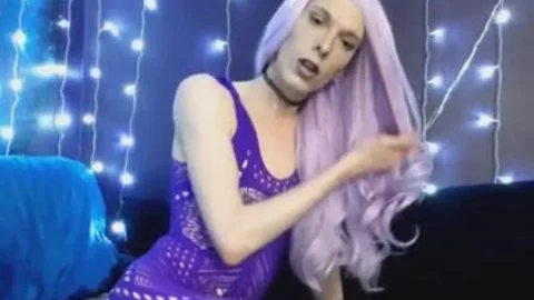 blonde ladyboy Enjoys Playing Her penis And butthole