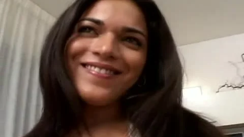 Italian shemale Likes fucking
