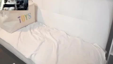 Ananomies cam Show