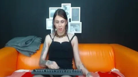 kinky shemale Masturbating Live On cam