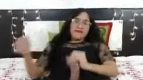biggest dick tranny Strokes In daybed