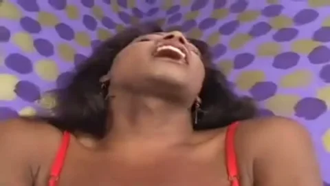 Interracial threesome With Two Skilful shemales