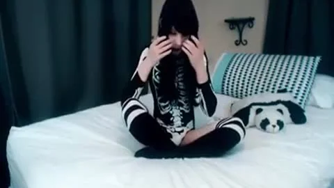 Goth tgirl Cums In Her face hole