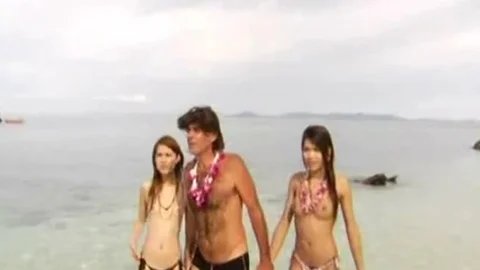 Candy, Alisa & Bella's Tropical Island joy