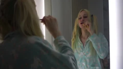 Quirky Trap Facefucked & Facialized