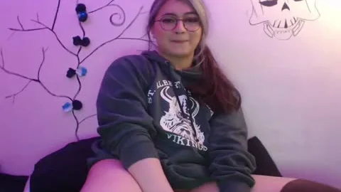 fat T-cutie With Glasses
