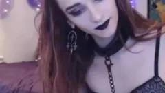 Redhead Transbabe In Collar Looking For Partner