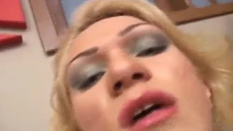 lady-twink BUKKAKE 1 - Scene 1