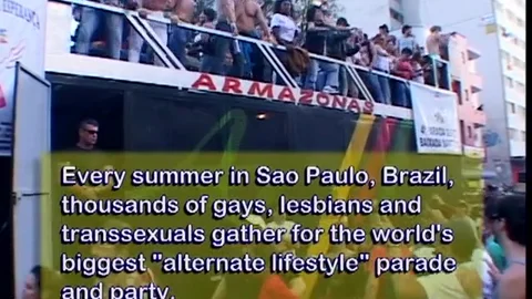 Group sex accompanied by blond