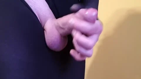 Shy Trap Cumming Handsfree Multiple Times With dildo