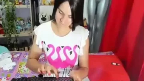 love juice In Her Hand And Eat It 03
