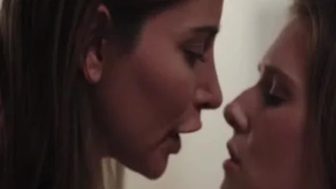 Ts Korra Del Rio Naughtily Busted Stepdaughter Ashley Lanes slit