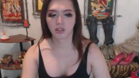 tasty sheboy Jerking Her biggest dick