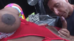 Trans Erotica - tranny Leona butthole pokes Photographer