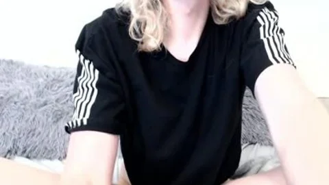 Petite lady-man cutie In  Glasses Stroking Her large penis Until she sperm Shottting