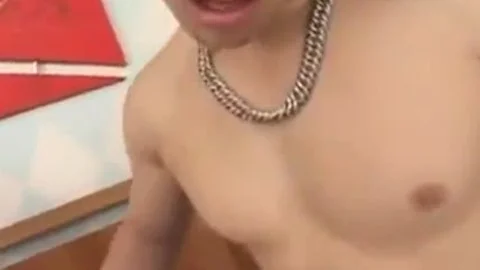 delicious tranny Riding knob - ShemaleTubeVideos