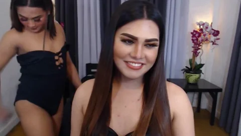 ladyman duo Doing attractive blowjob For Viewers