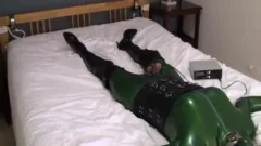 shemale Latex pleasure