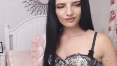 pretty shemale Jerking In Front Of cam