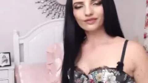 pretty shemale With A juicy consummate penis And Balls Live