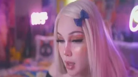 blond 18YO TS anal vibrator slamming