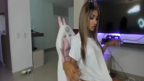 big love muffins ladyboy Strokes Her big shlong