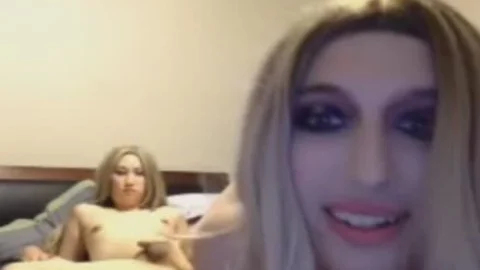 blonde chubby trannies Having A delicious fellatio-service