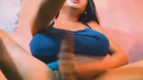 pliant shemale Sucks Her Own biggest penis