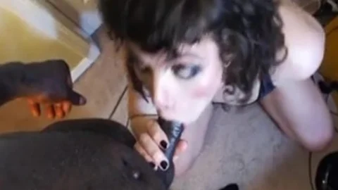 Jezebel Legs Takes A nailing From The neighbour
