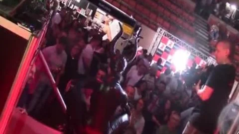 Show Con Trans Dejandose Chupar Y Sometiendo A Un Esclavo