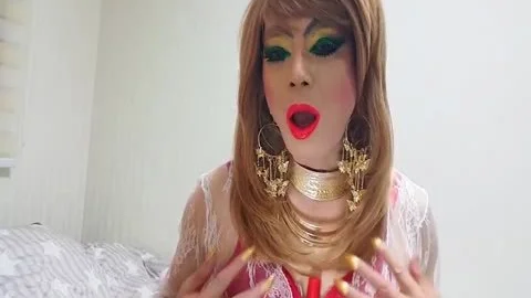 Sissy Niclo kinky Makeup Green Eye Makeup