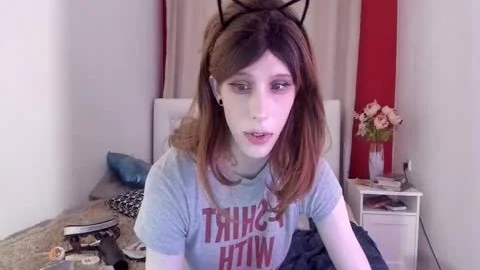 Diva Delivers A naughty Load