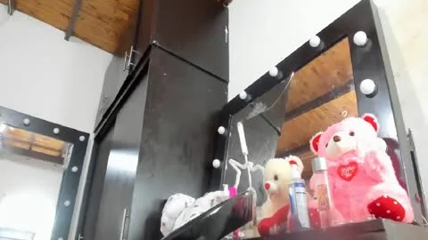Zendabich throbbing latina knob (no spooge)