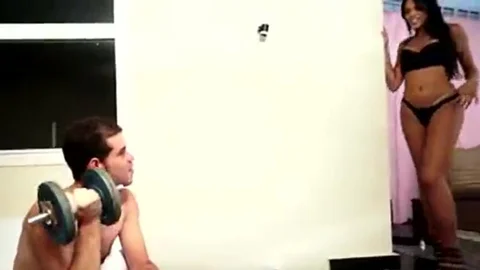 Juliana Working Out