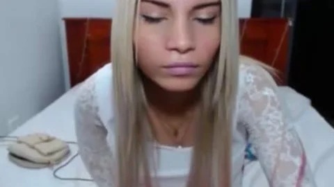 Beauty large penis latina tranny Cumming