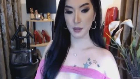 Pinay tranny Jerks And cum Hard