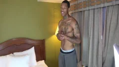 THICC & HUNG shemale AyoT receives pounded 2