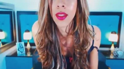 giant cock ladyboy Jerking Hard In Front Of web camera